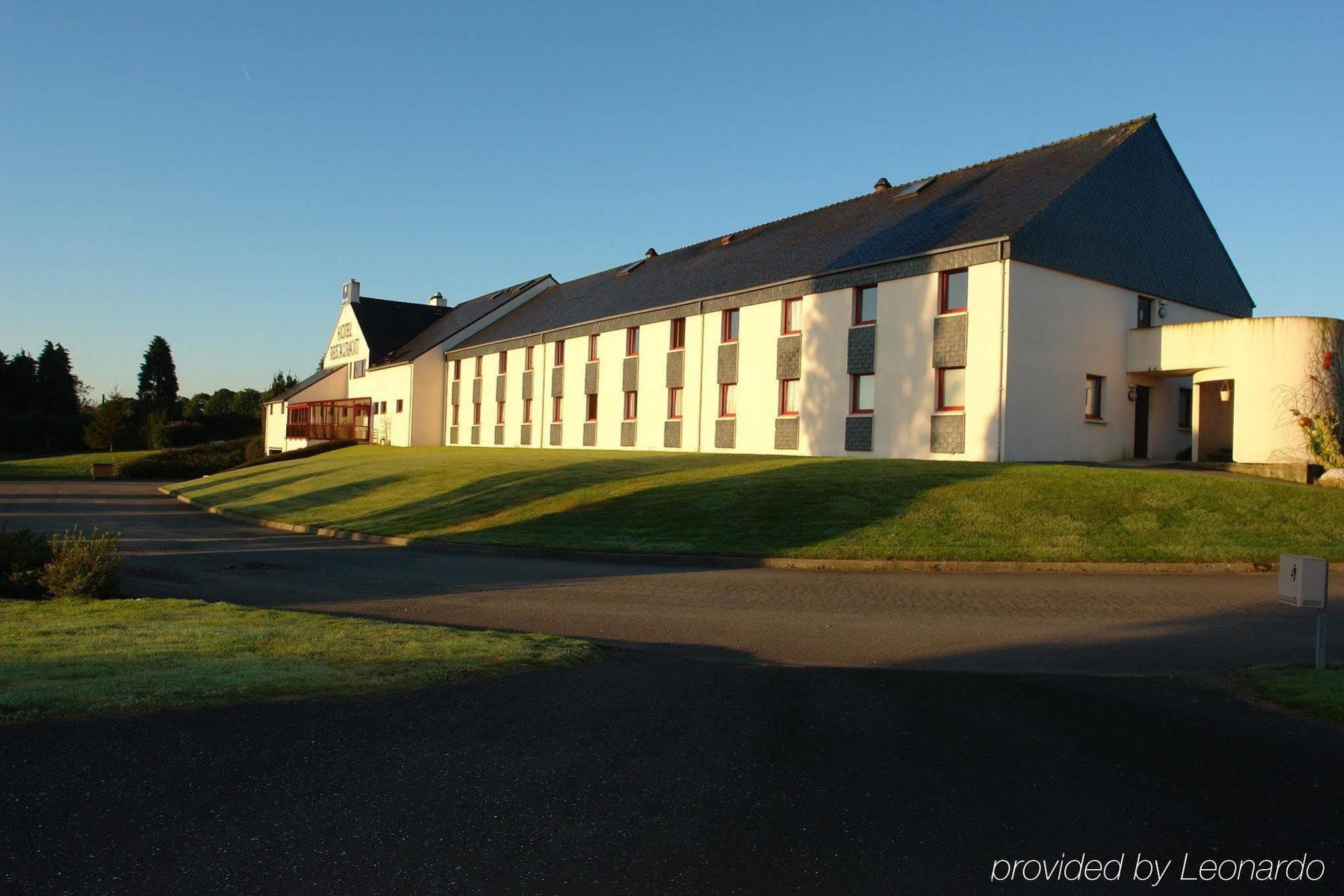 Brit Hotel Landivisiau Exteriör bild